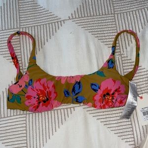 Billabong beach bazaar bikini top